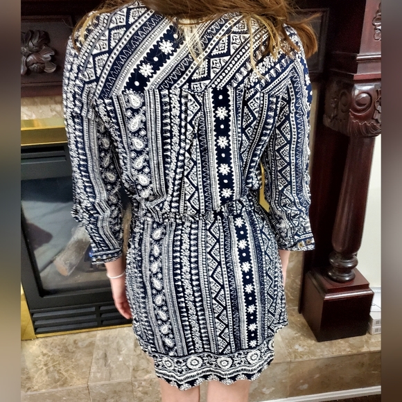 Angie Dress, black & white print, size M, Pockets - Picture 2 of 3